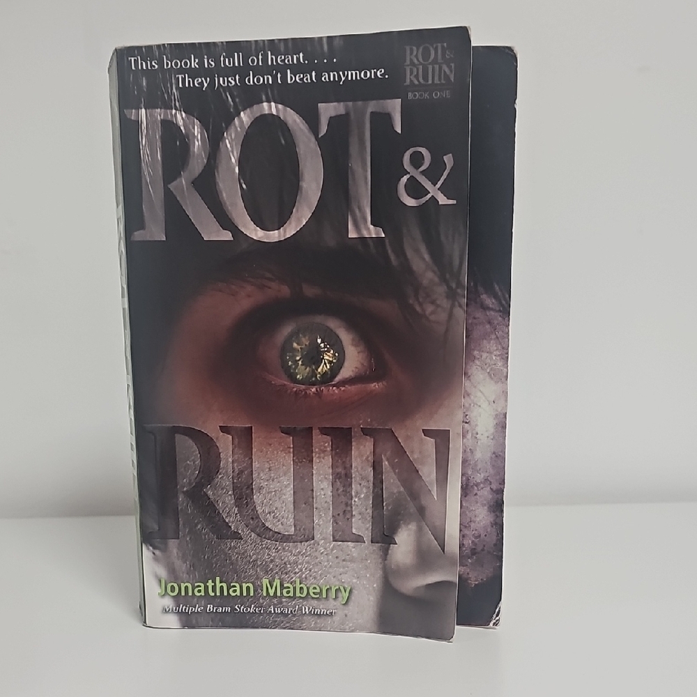 Rot & Ruin Book by Jonathan Maberry